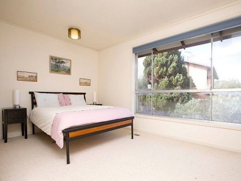 15 Tompson Street, Garran ACT 2605