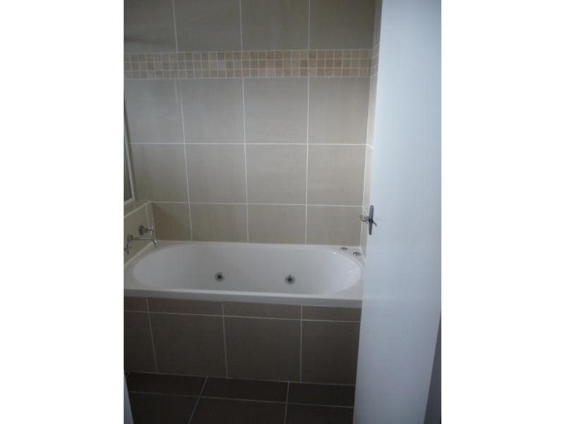 10 Aurora Close, Mawson ACT 2607