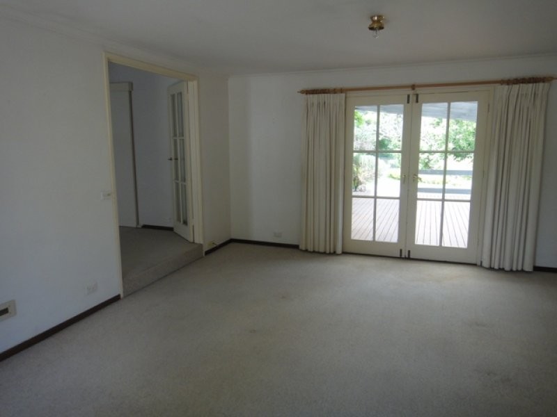 26 Summerland Circuit, Kambah ACT 2902