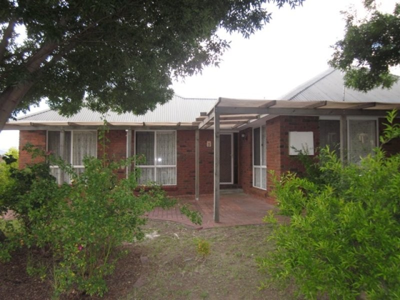 31 Lewis Luxton Avenue, Gordon ACT 2906