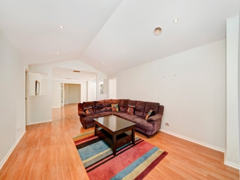 26 Jane Price Crescent, Conder ACT 2906