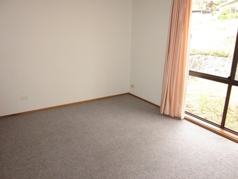 166 Lawrence Wackett Crescent, Theodore ACT 2905