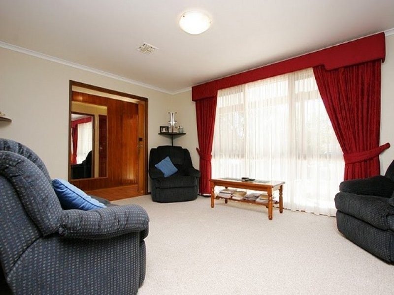 5 Mackey Place, Gowrie ACT 2904