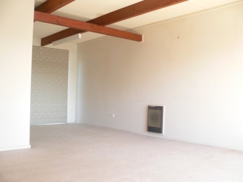 33 Gledden Street, Chifley ACT 2606