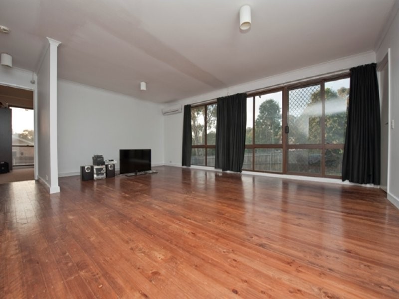 14 Garrad Court, Charnwood ACT 2615