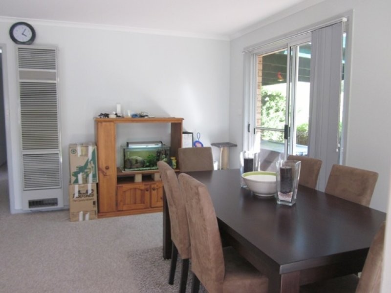 6 Eaglemont Retreat, Conder ACT 2906