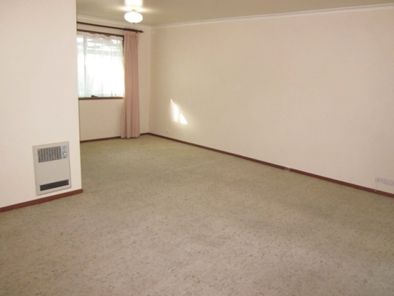 12 Veale Street, Monash ACT 2904