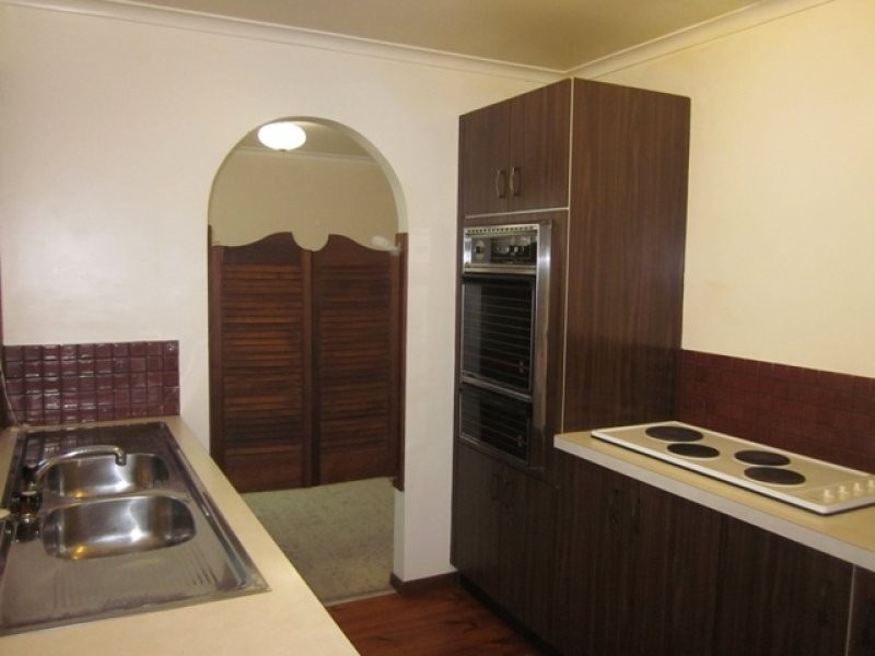 12 Veale Street, Monash ACT 2904