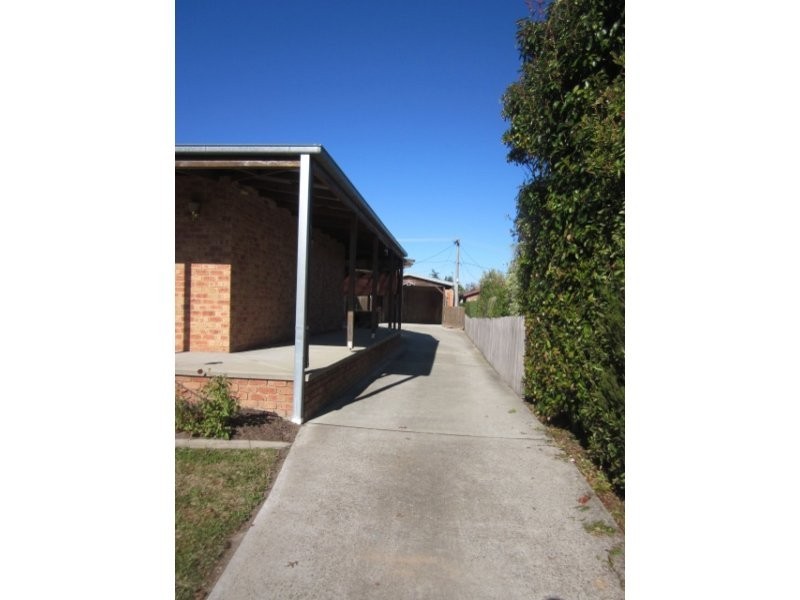 20 Couchman Crescent, Chisholm ACT 2905