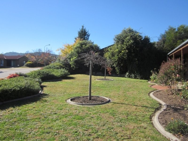 20 Couchman Crescent, Chisholm ACT 2905