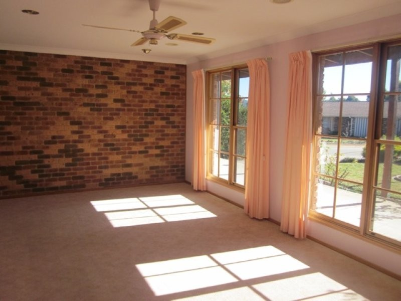 20 Couchman Crescent, Chisholm ACT 2905