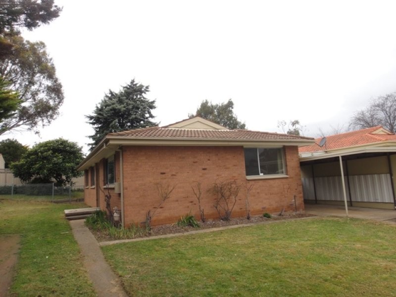 5 Saywell Place, Charnwood ACT 2615