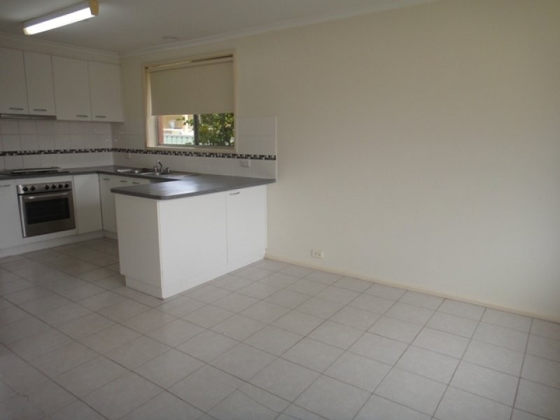 5 Saywell Place, Charnwood ACT 2615