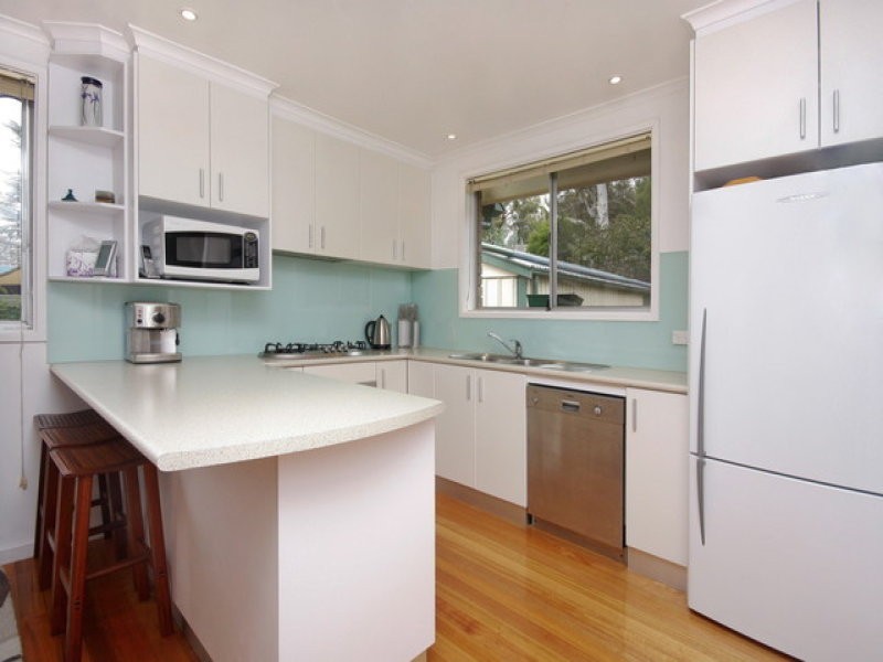 25 Berne Crescent, Macgregor ACT 2615