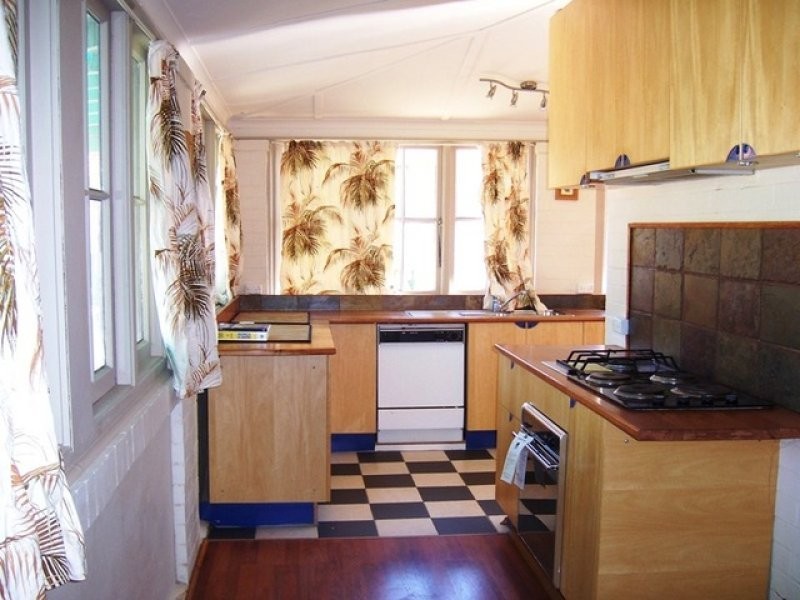 12 West Avenue, Queanbeyan NSW 2620