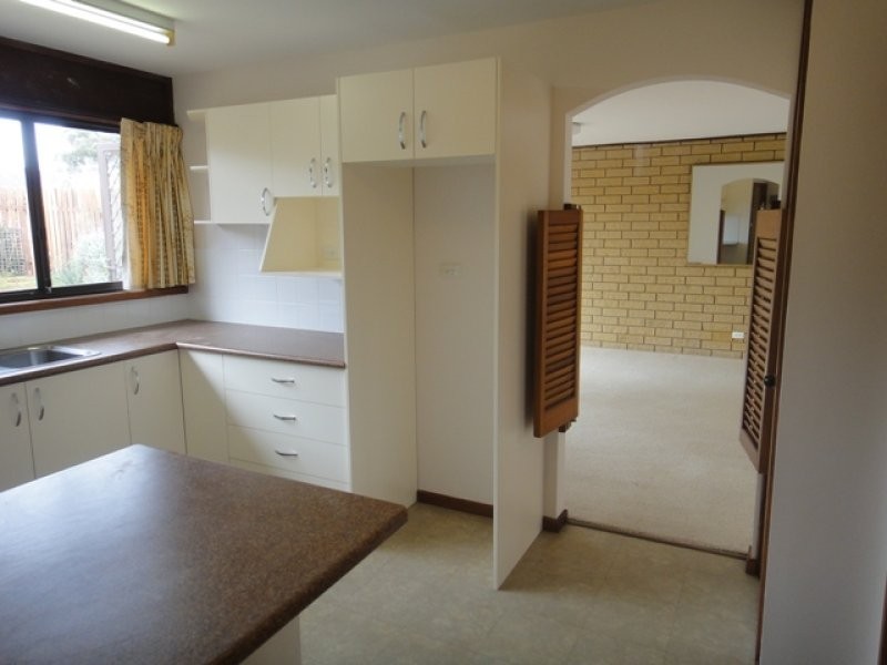 27 Goddard Crescent, Holt ACT 2615