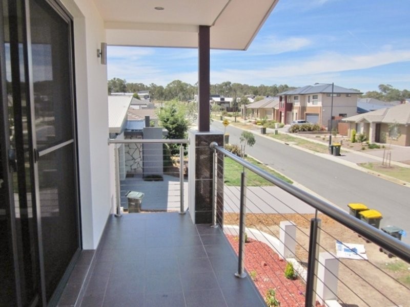 5 Doris Turner Street, Forde ACT 2914