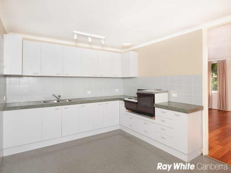 5 Cumbrae Place, Kambah ACT 2902