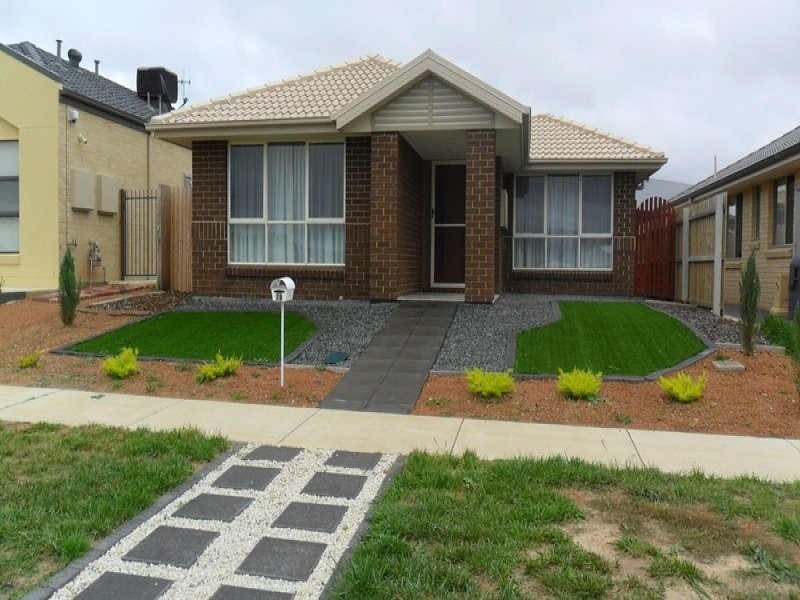 79 Donald Horne Circuit, Franklin ACT 2913