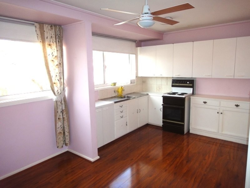 9 Bage Place, Mawson ACT 2607