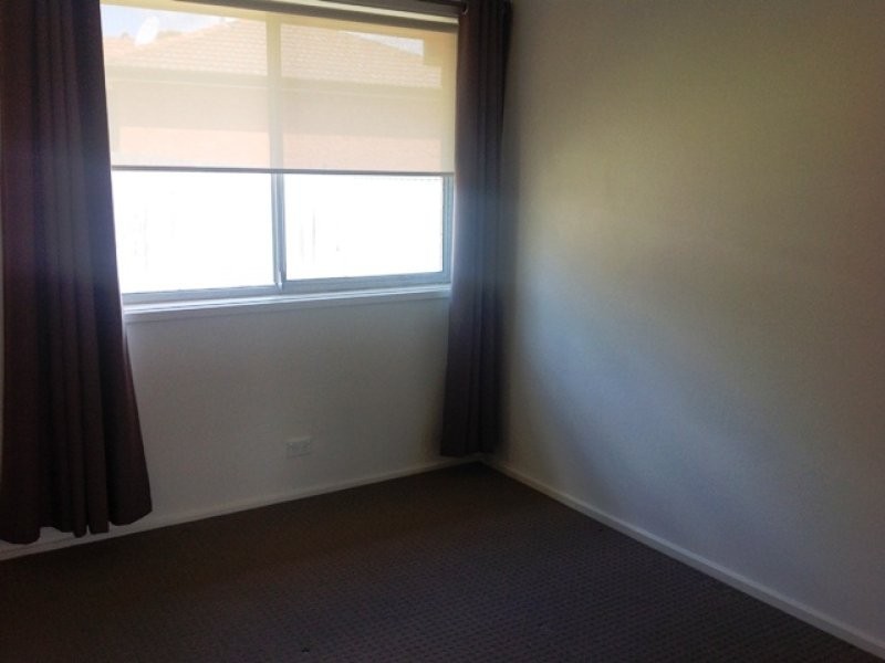 2/28 Mcinnes Street, Weston ACT 2611