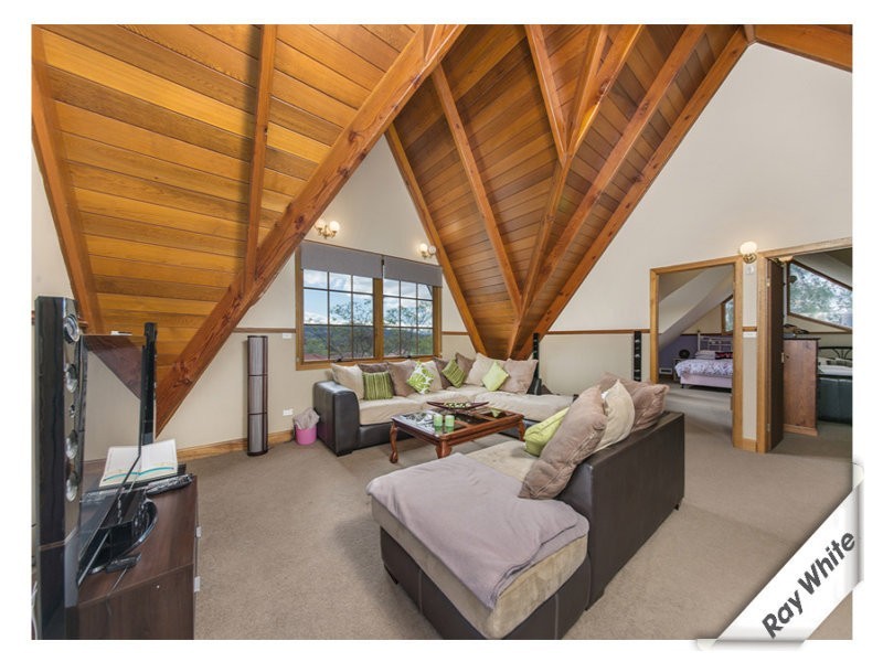 12 Wootton Crescent, Gordon ACT 2906