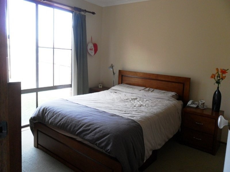 15 ARDEN PLACE, Palmerston ACT 2913
