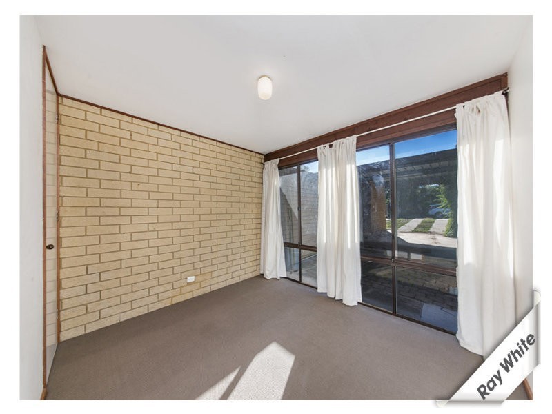 27 GODDARD CRESCENT, Holt ACT 2615