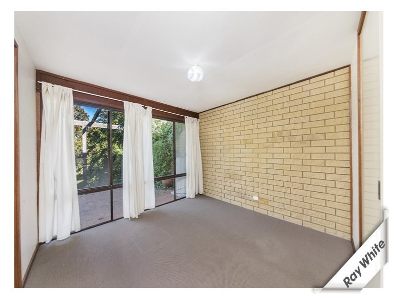 27 GODDARD CRESCENT, Holt ACT 2615