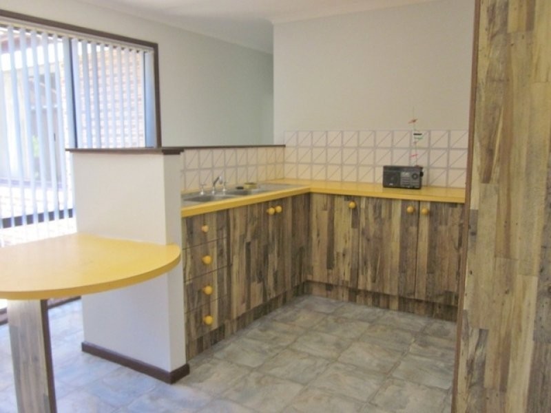 13 LEVINE STREET, Evatt ACT 2617