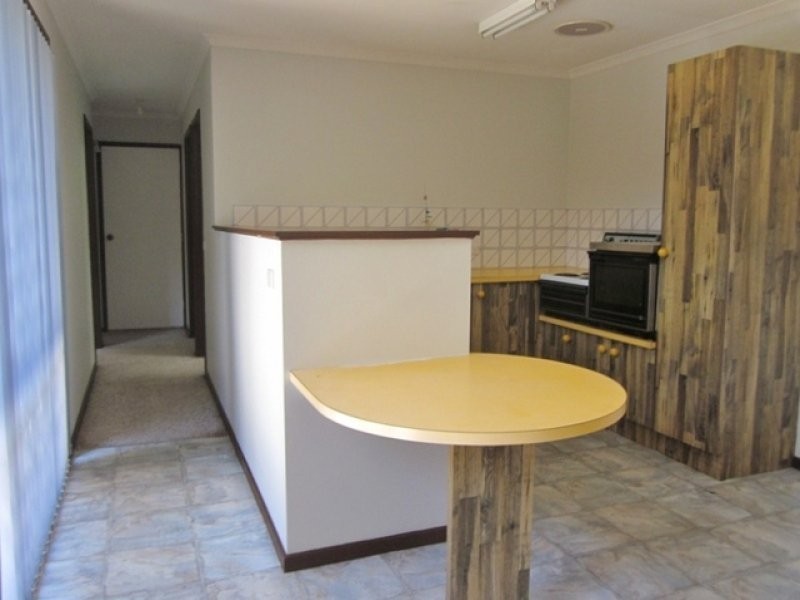 13 LEVINE STREET, Evatt ACT 2617