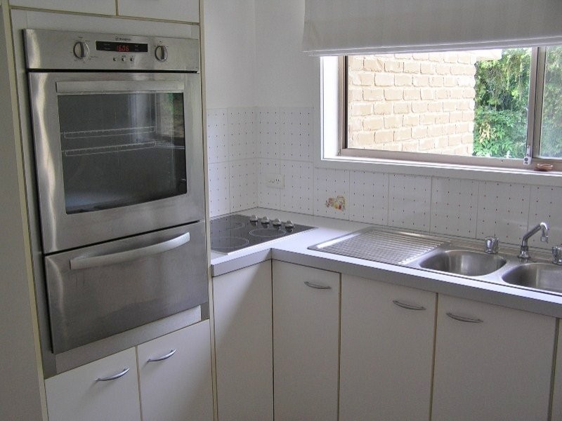 41 MACLAGAN STREET, Isaacs ACT 2607