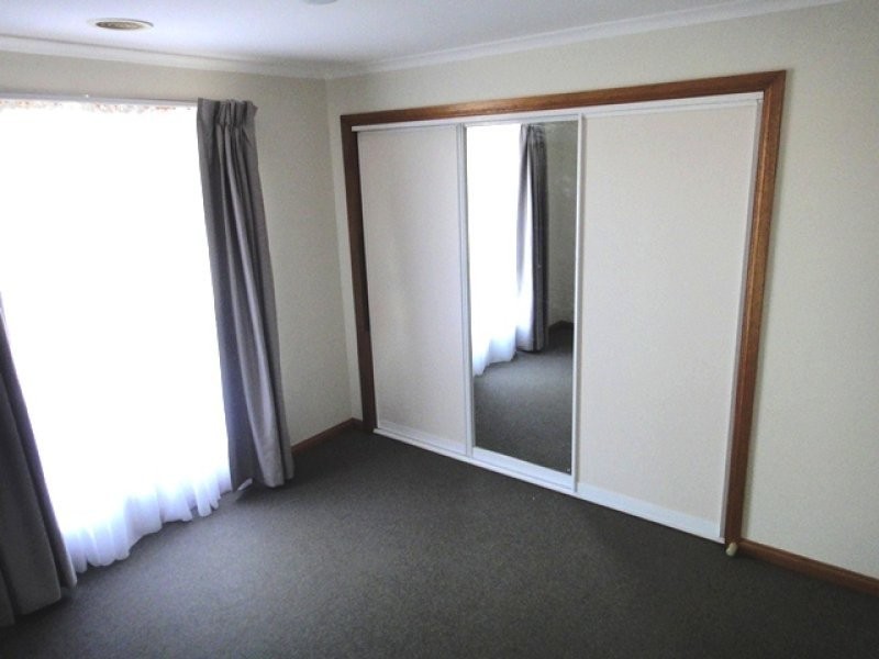 4 Richardson Circuit, Conder ACT 2906