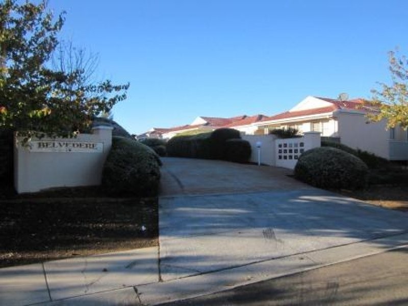 8/3 BARRINGTON CRESCENT, Amaroo ACT 2914