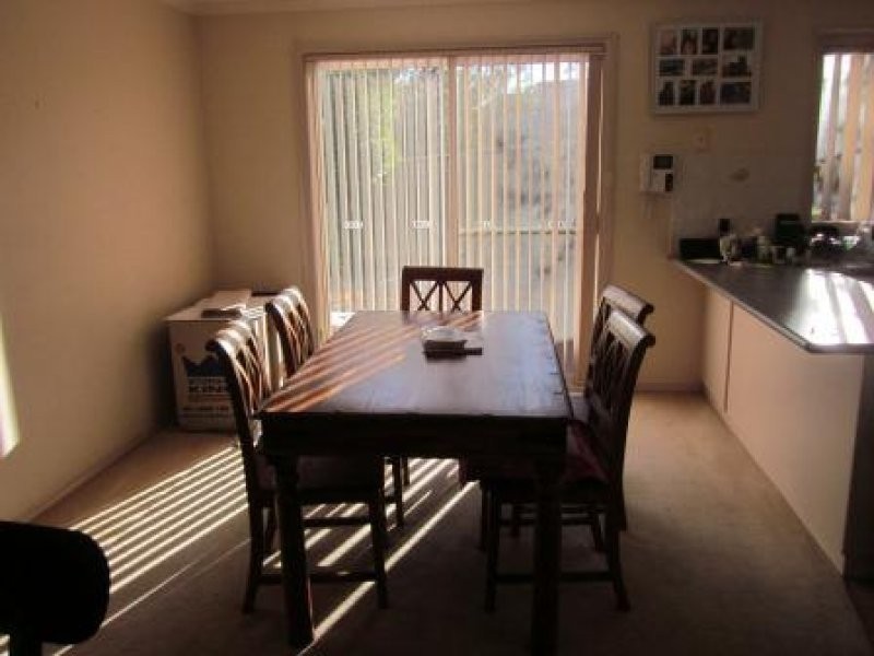 8/3 BARRINGTON CRESCENT, Amaroo ACT 2914