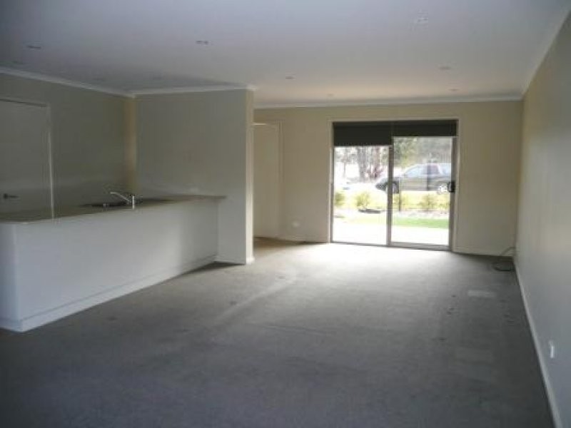 78 Aspinall Street, Watson ACT 2602