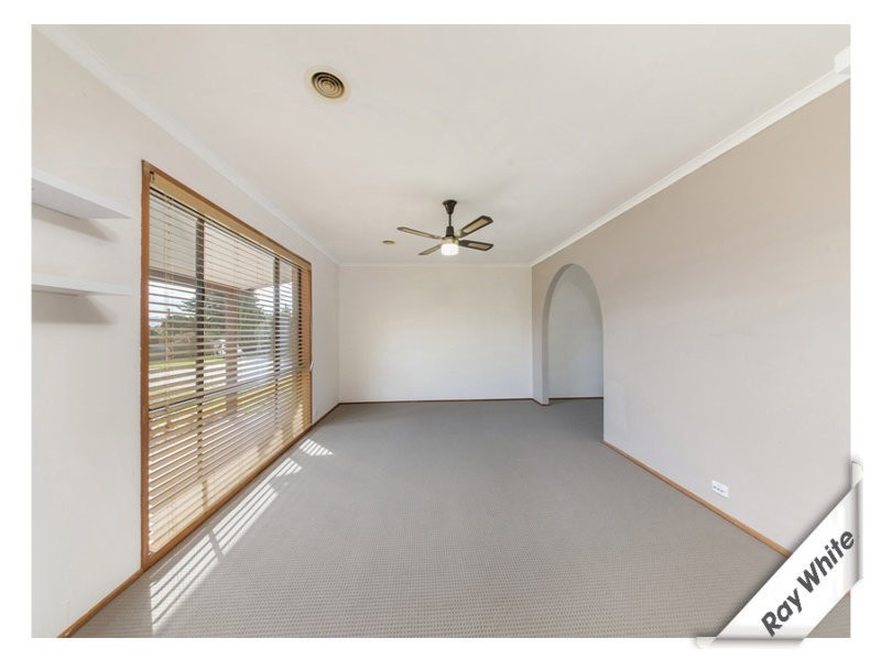 82 Rischbieth Crescent, Gilmore ACT 2905