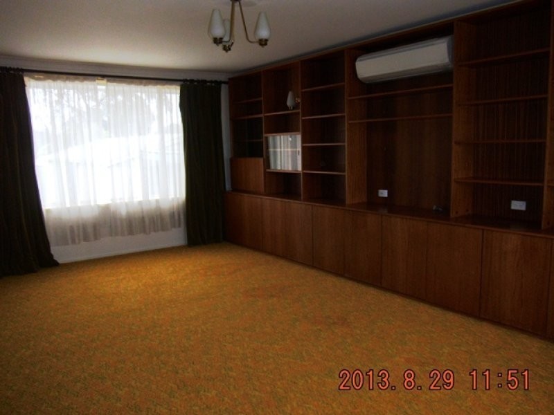 10 NEUMAYER STREET, Page ACT 2614