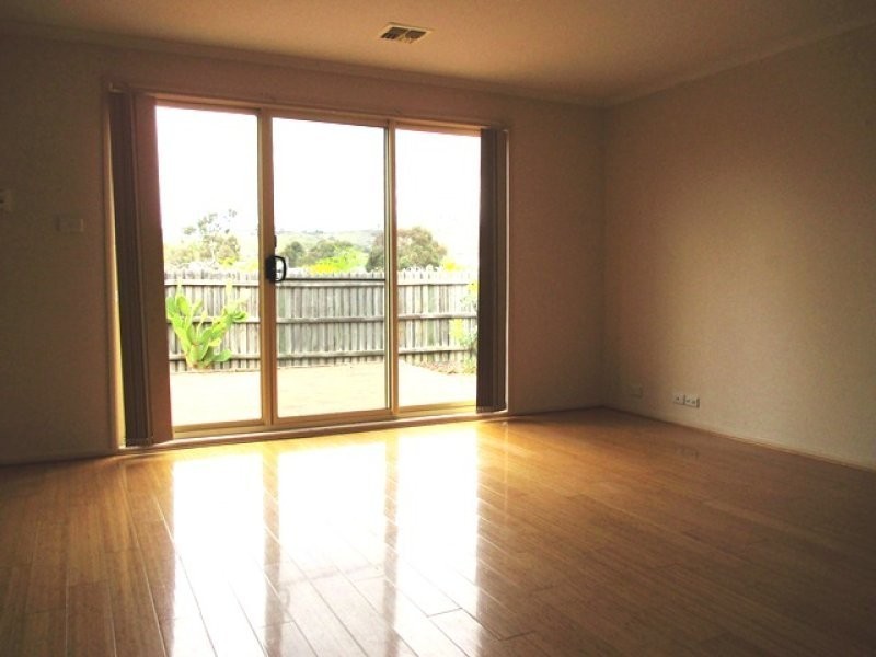 7/92 Casey Crescent, Calwell ACT 2905