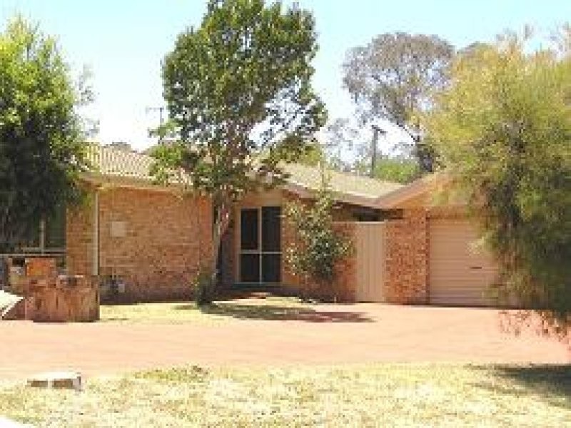 3 RIORDAN STREET, Fadden ACT 2904