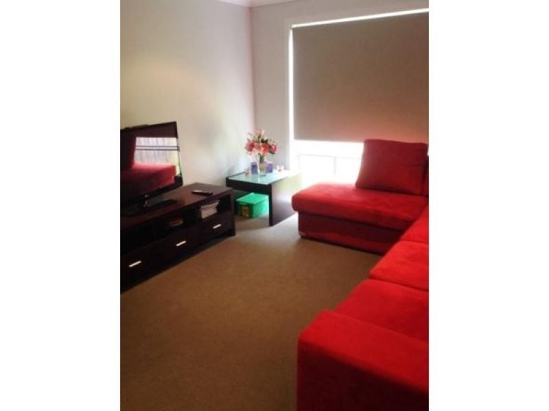 8 Maris King Street, Casey ACT 2913