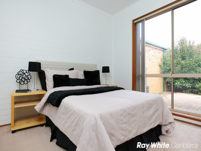 11/25 EARLE PLACE, Page ACT 2614