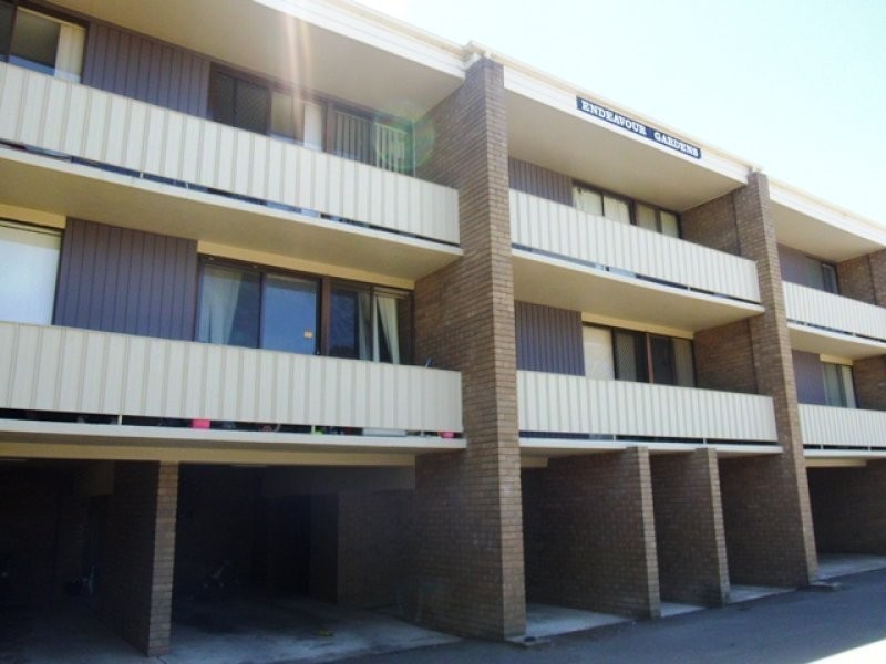 10B/52 DELORAINE STREET, Lyons ACT 2606