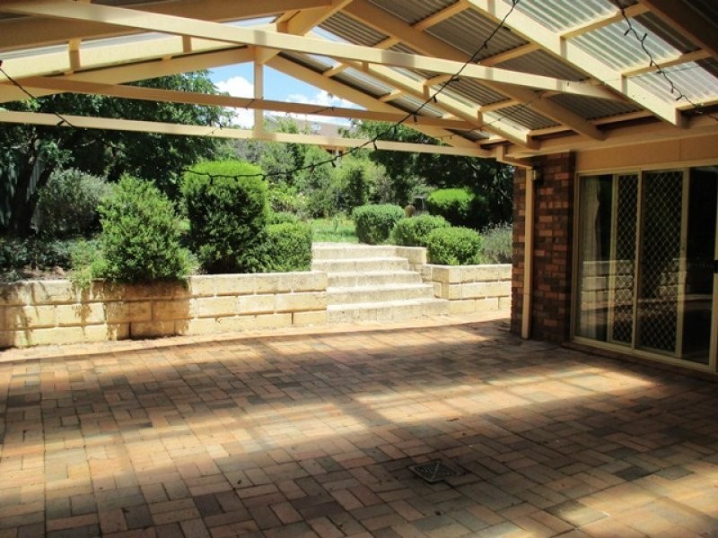 38 Mount Vernon Drive, Kambah ACT 2902