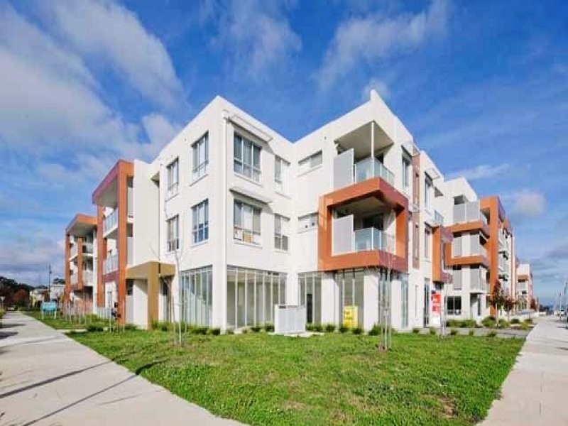 136/2 WINDJANA STREET, Harrison ACT 2914