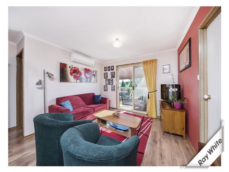 8/15 Scarfe Close, Gordon ACT 2906