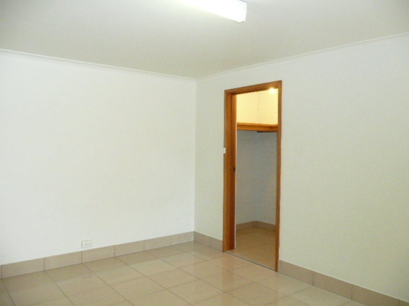 39B SHENTON CRESCENT, Stirling ACT 2611