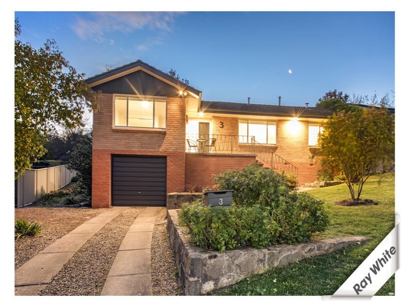 3 Whitelaw Street, Pearce ACT 2607
