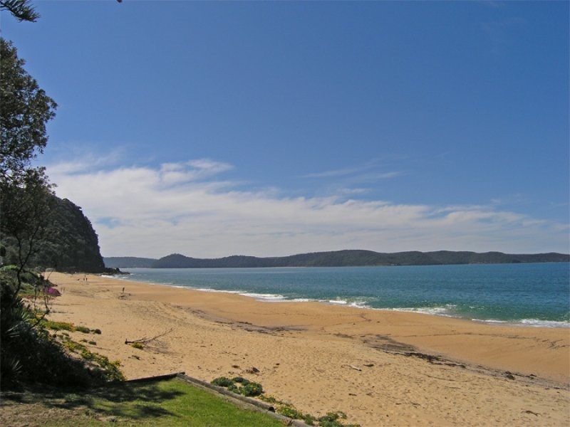 16 Coral Crescent, Pearl Beach NSW 2256