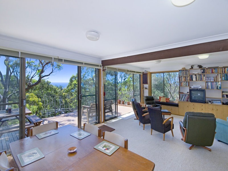 8 Grandview Crescent, Killcare NSW 2257